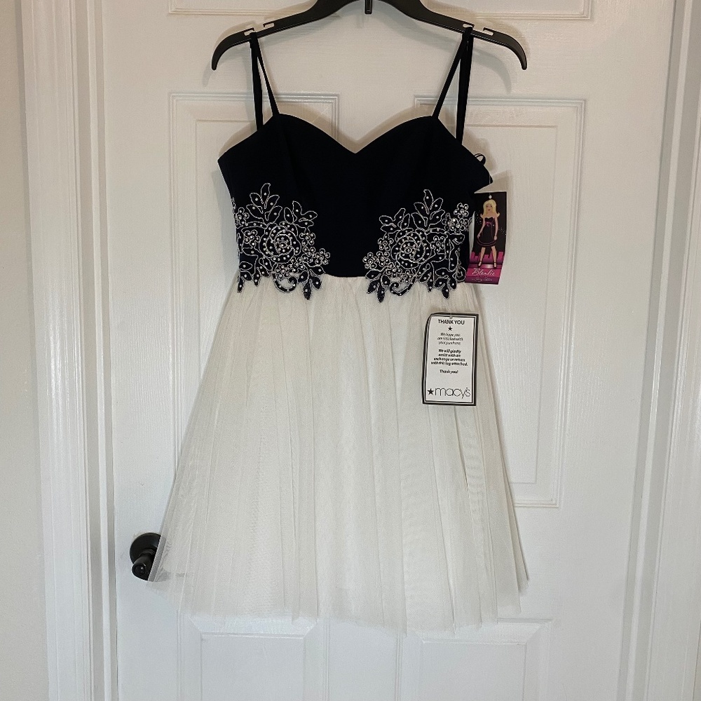 Blondie Nites Stacy Sklar Black White Embroided Appliqué Sz 0  -0040